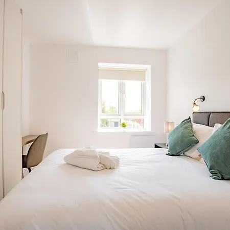 Apartment Simply Stunning 3 Bed With Free Parking